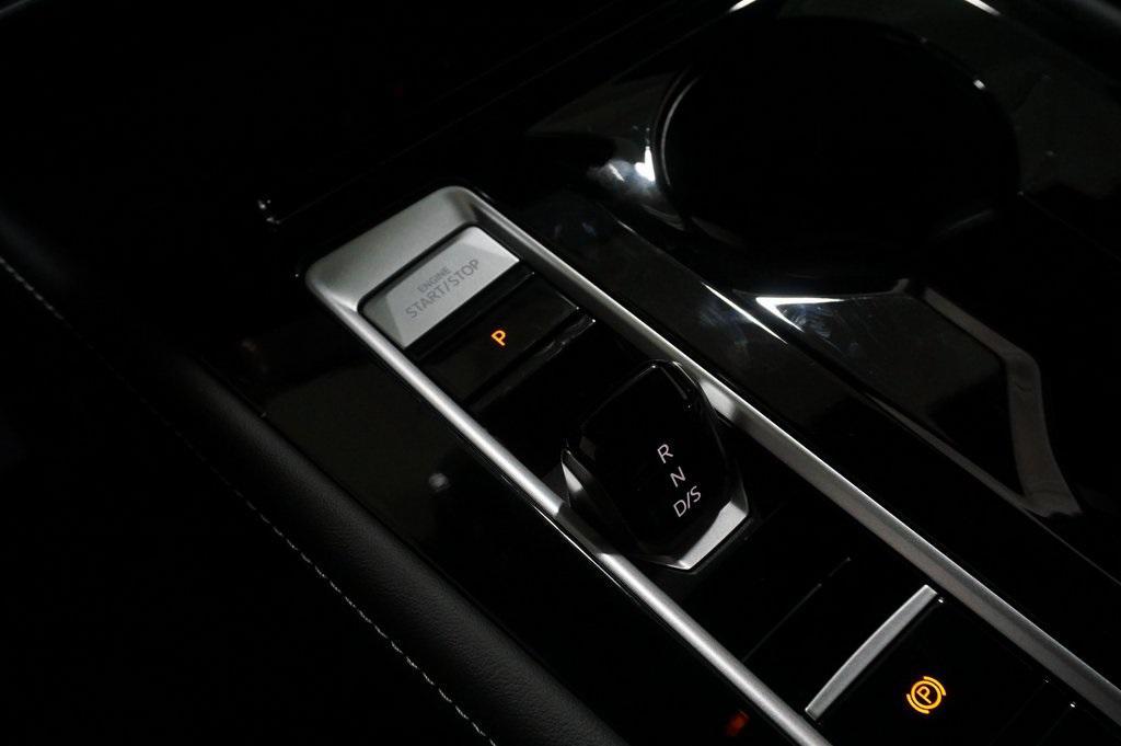 new 2026 Volkswagen Atlas Cross Sport car, priced at $46,182