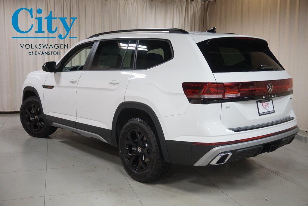 new 2024 Volkswagen Atlas car, priced at $43,123