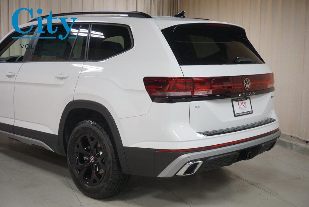 new 2024 Volkswagen Atlas car, priced at $43,123