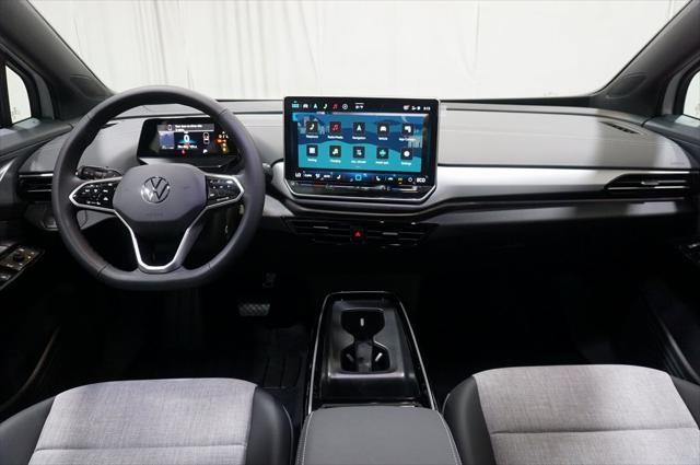 new 2025 Volkswagen ID.4 car, priced at $44,820