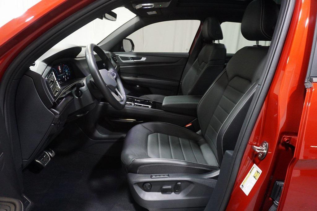 used 2024 Volkswagen Atlas Cross Sport car, priced at $37,990