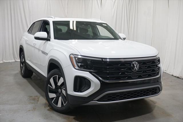 new 2025 Volkswagen Atlas Cross Sport car, priced at $45,091