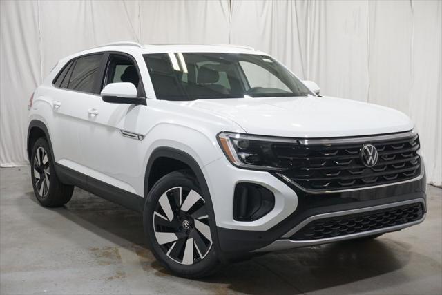 new 2025 Volkswagen Atlas Cross Sport car, priced at $45,091