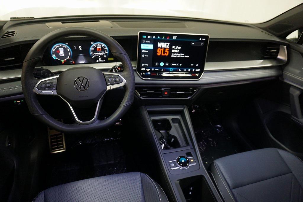 new 2025 Volkswagen Tiguan car, priced at $37,677