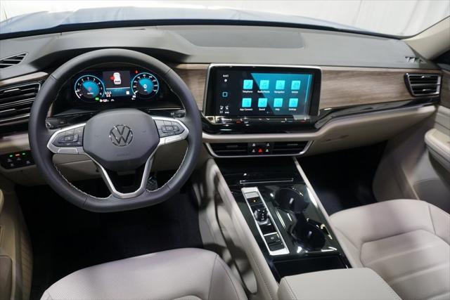 new 2025 Volkswagen Atlas car, priced at $47,072