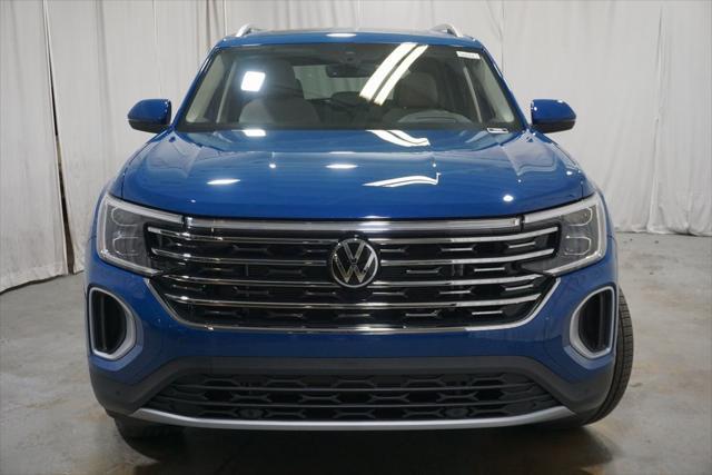 new 2025 Volkswagen Atlas car, priced at $47,072