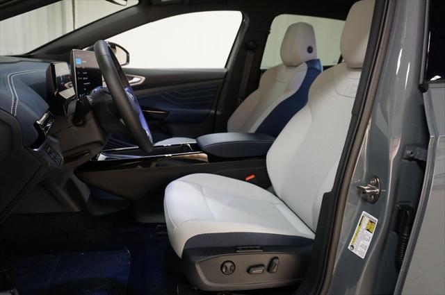 new 2025 Volkswagen ID.4 car, priced at $49,757