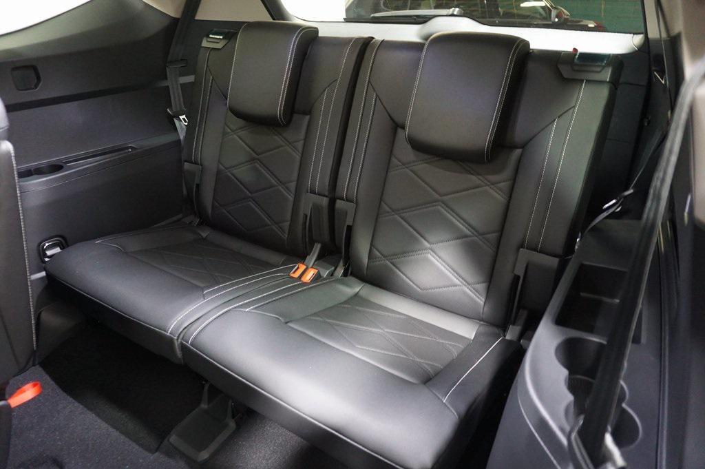 new 2026 Volkswagen Atlas car, priced at $48,286