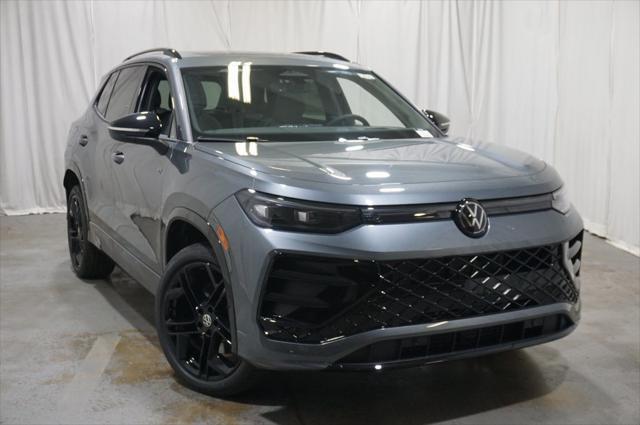 new 2025 Volkswagen Tiguan car, priced at $39,376