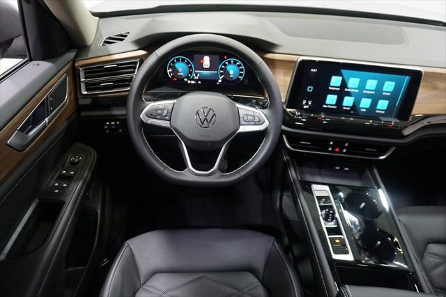 new 2025 Volkswagen Atlas car, priced at $45,073