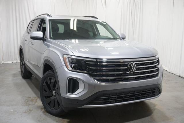 new 2025 Volkswagen Atlas car, priced at $45,073