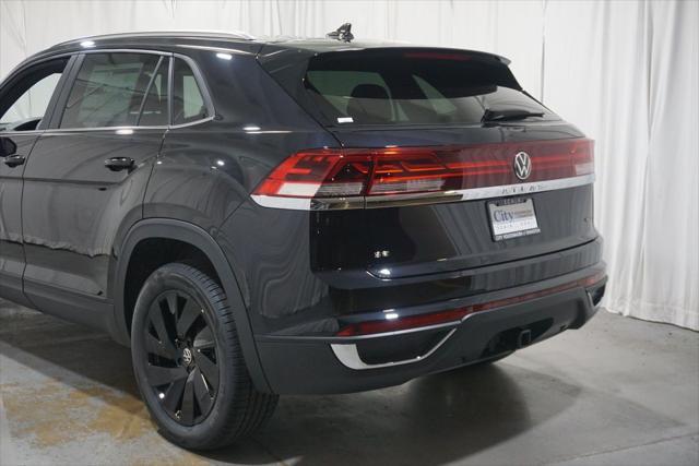 new 2025 Volkswagen Atlas Cross Sport car, priced at $44,103