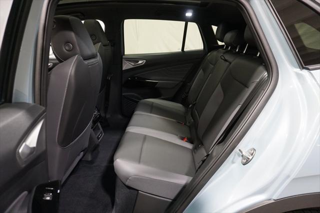 new 2025 Volkswagen ID.4 car, priced at $51,261