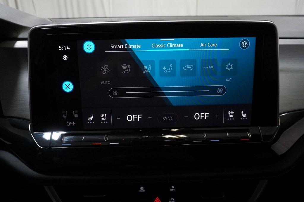 used 2024 Volkswagen Atlas Cross Sport car, priced at $32,490