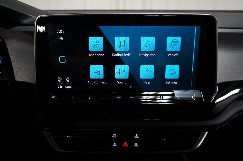 new 2025 Volkswagen Atlas Cross Sport car, priced at $39,559