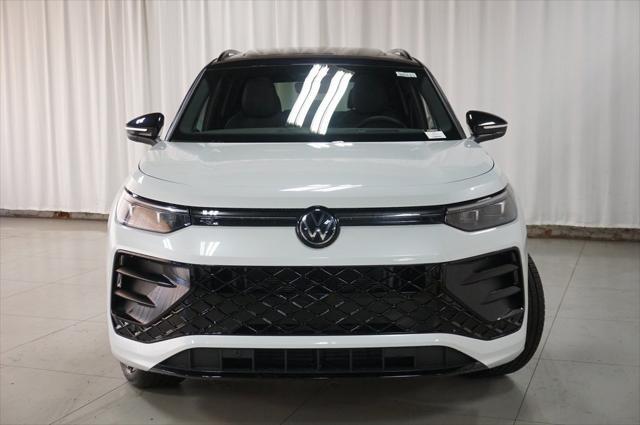 new 2025 Volkswagen Tiguan car, priced at $38,128