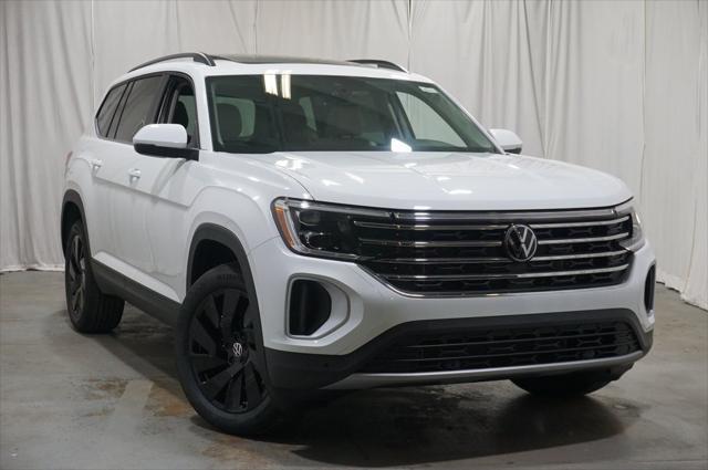 new 2025 Volkswagen Atlas car, priced at $46,246