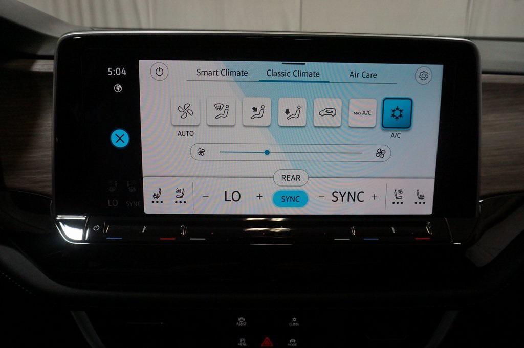 used 2025 Volkswagen Atlas car, priced at $38,990