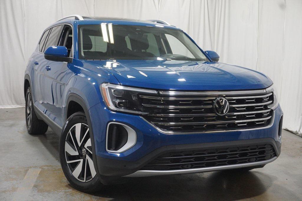 used 2025 Volkswagen Atlas car, priced at $38,990