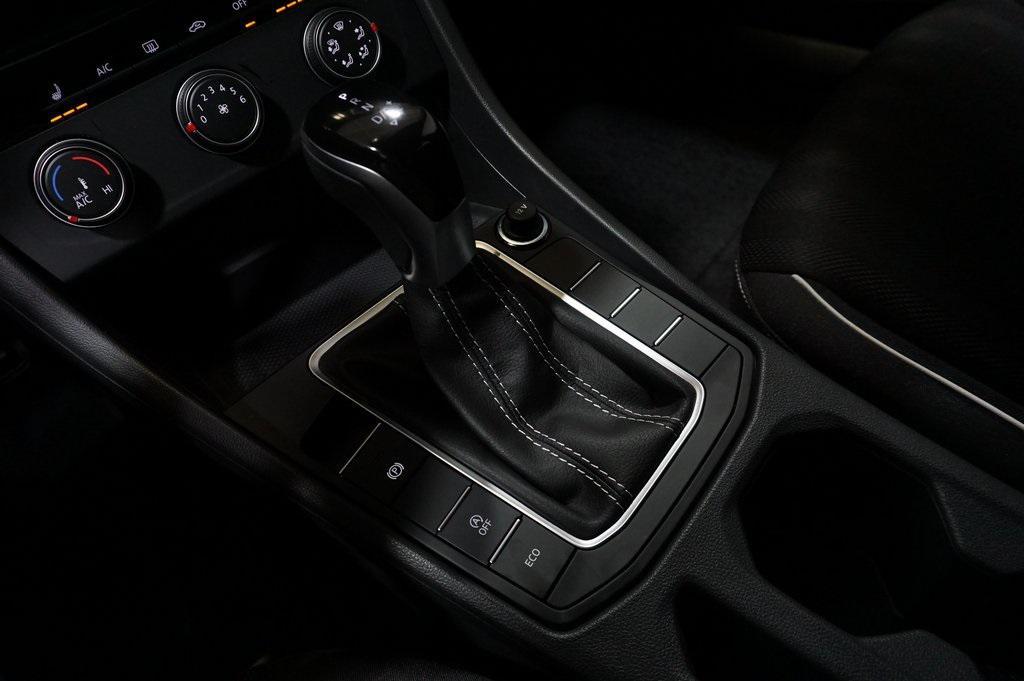 used 2024 Volkswagen Jetta car, priced at $22,490