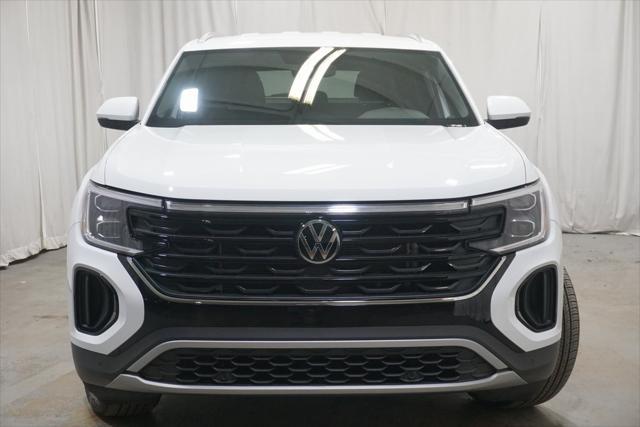 used 2024 Volkswagen Atlas Cross Sport car, priced at $33,400