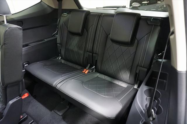new 2025 Volkswagen Atlas car, priced at $51,848
