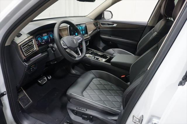 new 2025 Volkswagen Atlas car, priced at $51,848