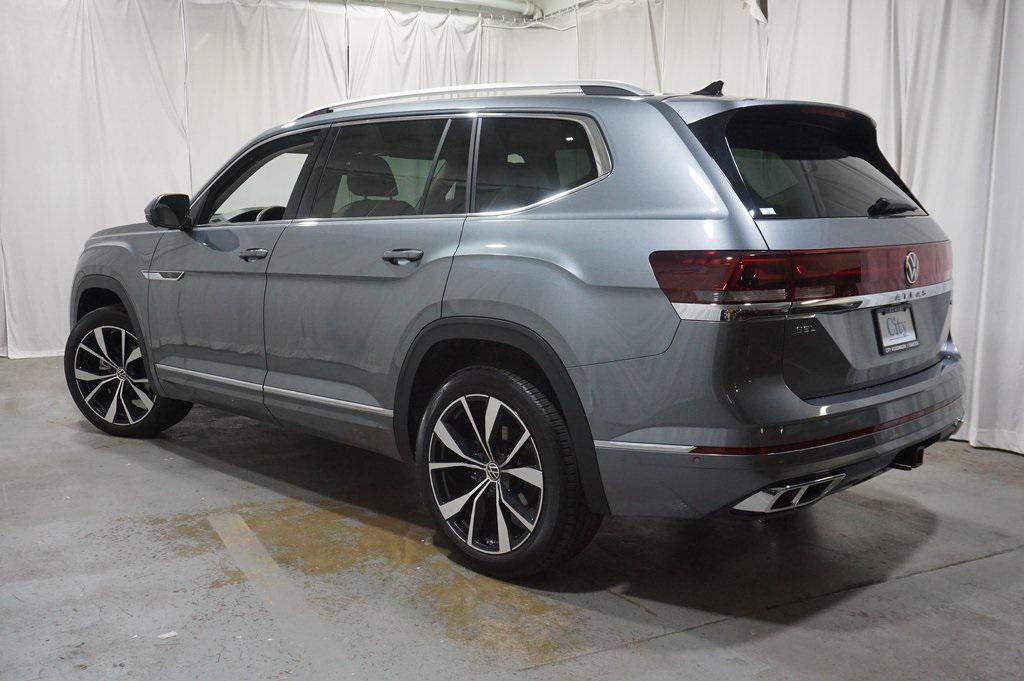 used 2025 Volkswagen Atlas car, priced at $44,990