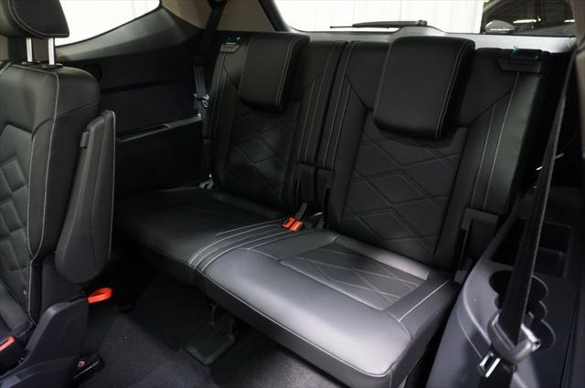 new 2025 Volkswagen Atlas car, priced at $46,246