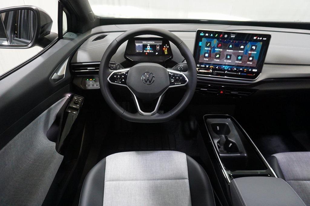 new 2025 Volkswagen ID.4 car, priced at $44,505