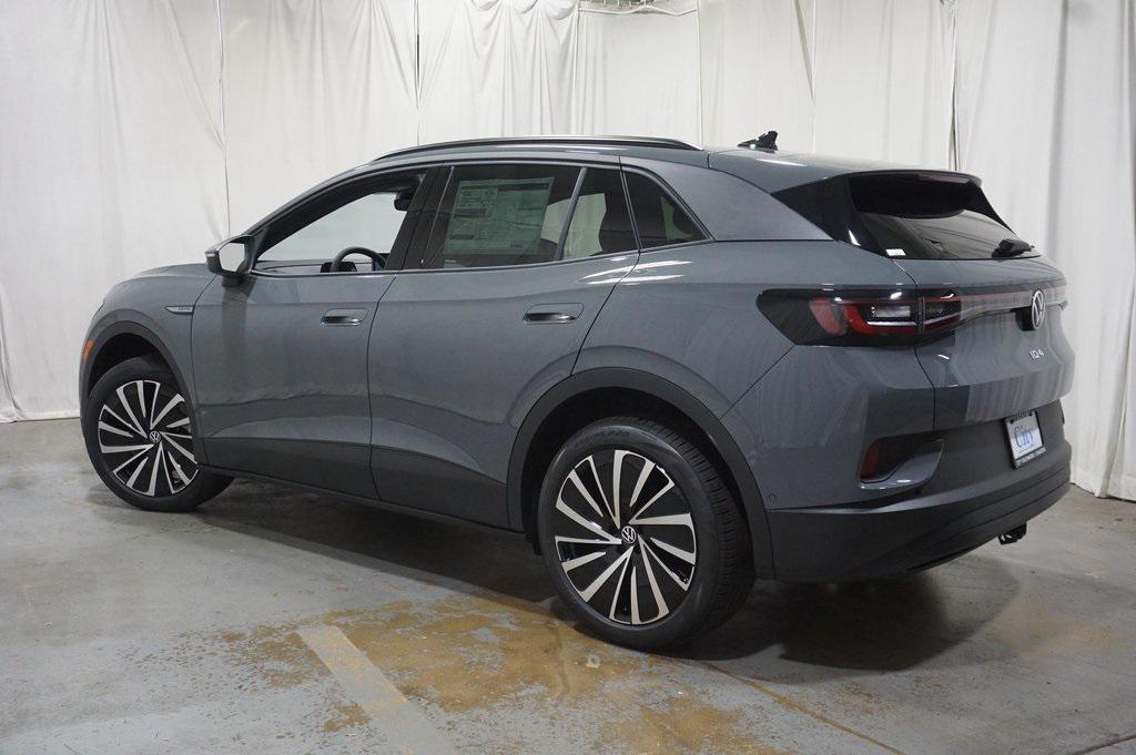 new 2025 Volkswagen ID.4 car, priced at $44,505