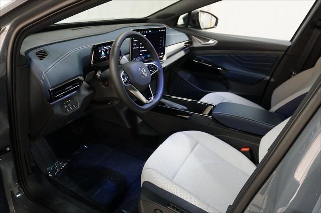 new 2025 Volkswagen ID.4 car, priced at $49,757