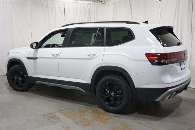 new 2025 Volkswagen Atlas car, priced at $45,502