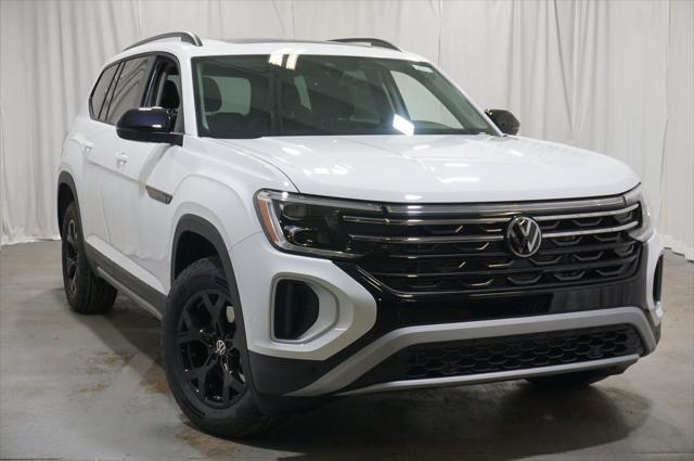 new 2025 Volkswagen Atlas car, priced at $45,502