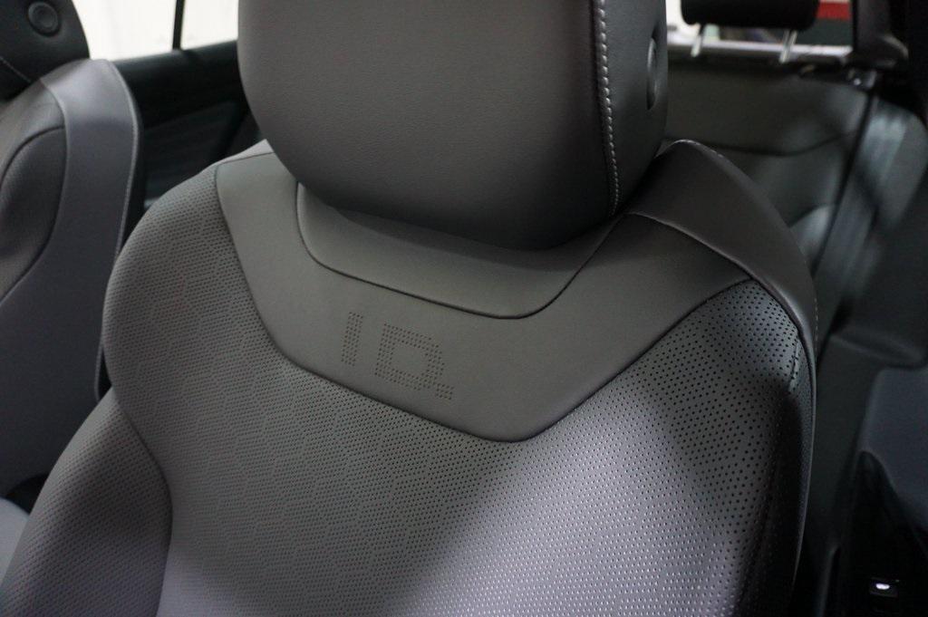 new 2025 Volkswagen ID.4 car, priced at $46,966