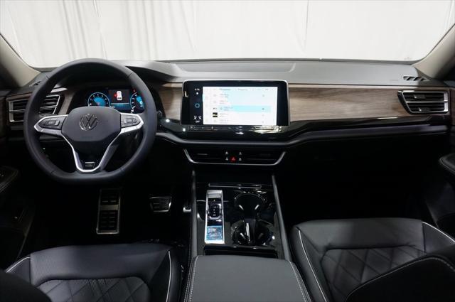 new 2025 Volkswagen Atlas car, priced at $51,911