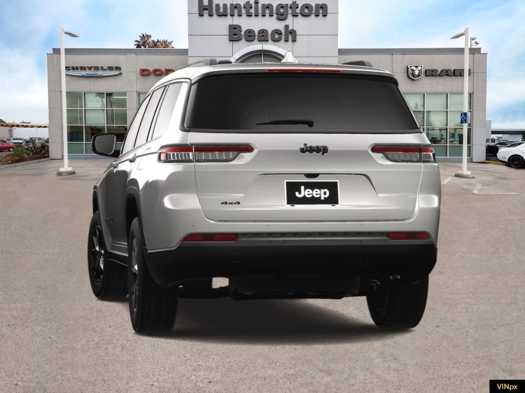 new 2025 Jeep Grand Cherokee car, priced at $38,390