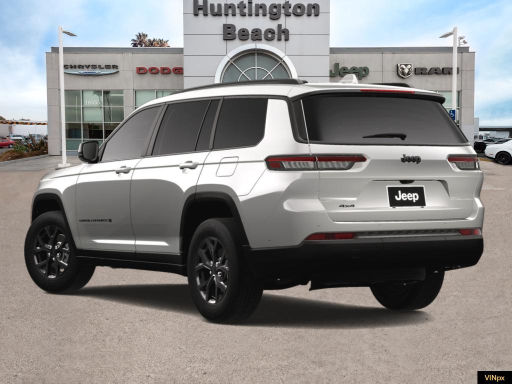 new 2025 Jeep Grand Cherokee car, priced at $38,390