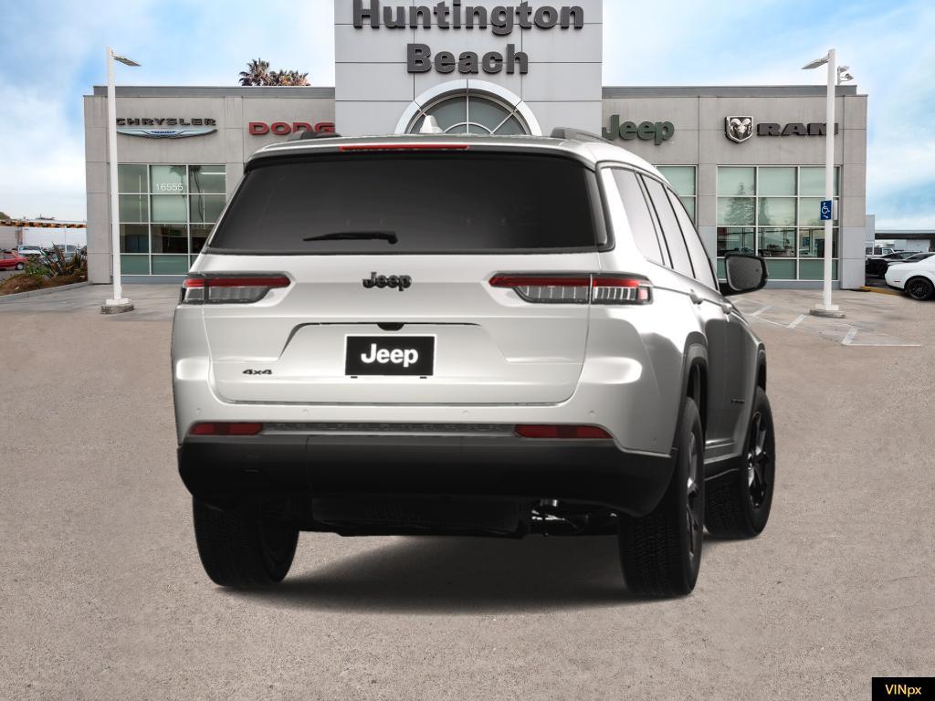 new 2025 Jeep Grand Cherokee car, priced at $38,390