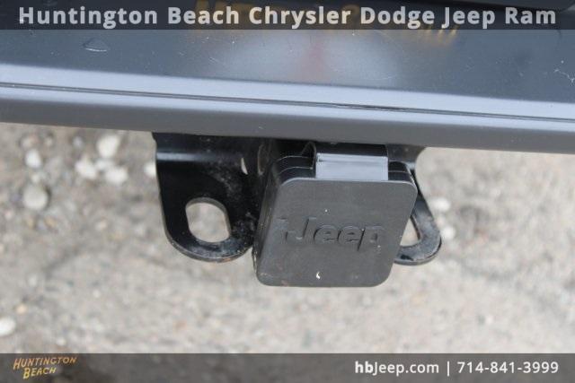 used 2021 Jeep Gladiator car, priced at $25,300