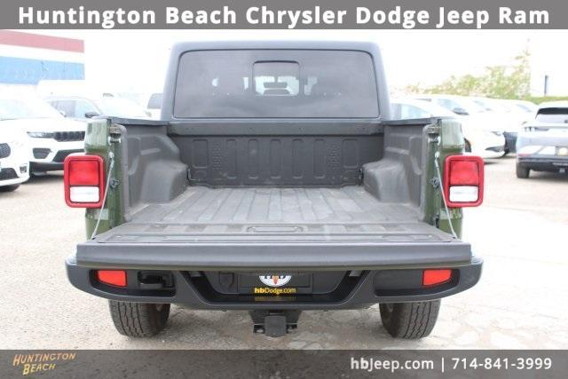 used 2021 Jeep Gladiator car, priced at $25,300