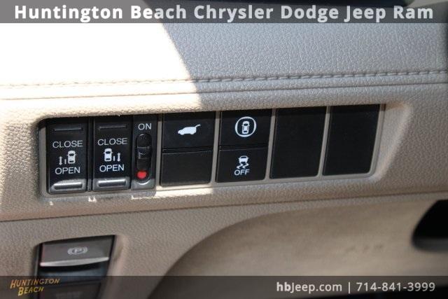 used 2023 Honda Odyssey car, priced at $27,291