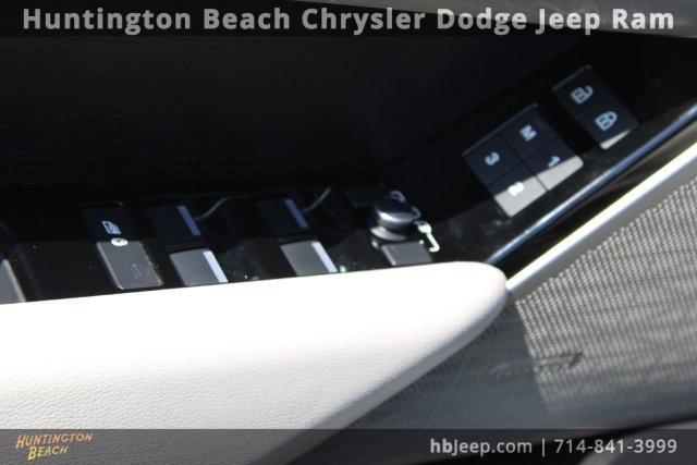 used 2021 Land Rover Range Rover Velar car, priced at $34,990