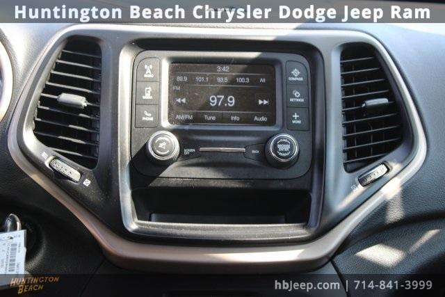 used 2016 Jeep Cherokee car, priced at $10,990