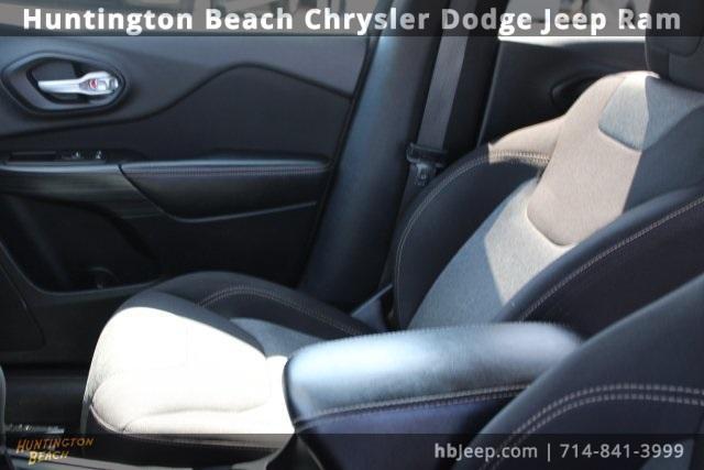 used 2016 Jeep Cherokee car, priced at $10,990