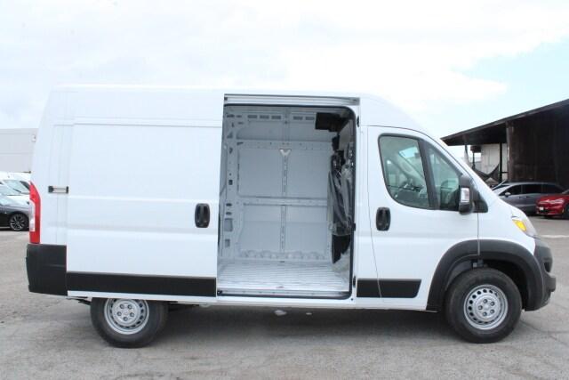 new 2025 Ram ProMaster 1500 car, priced at $49,385