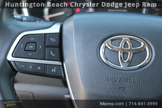 used 2024 Toyota Highlander car, priced at $42,656