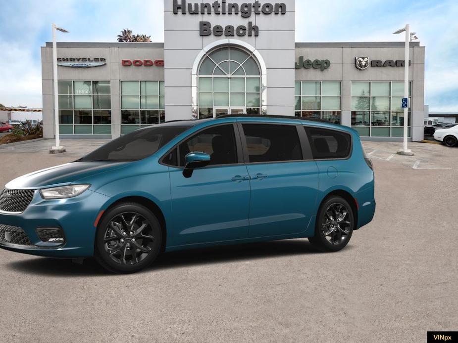 new 2023 Chrysler Pacifica car, priced at $40,600