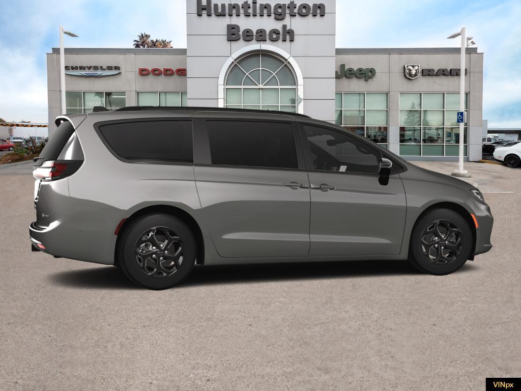 new 2025 Chrysler Pacifica Hybrid car, priced at $48,360