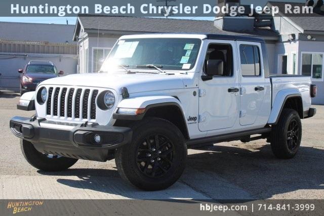 used 2022 Jeep Gladiator car, priced at $29,700